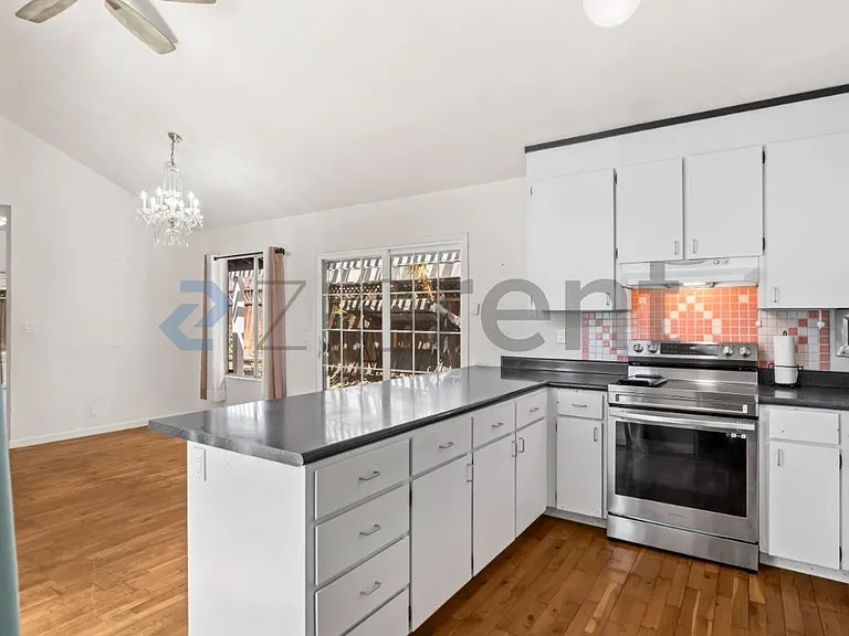 5354 Birch Grove Dr — Photo 16
