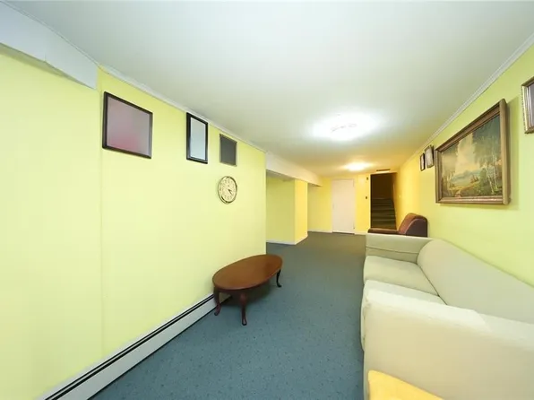 1813 Bay Ridge Avenue image 21 of 31