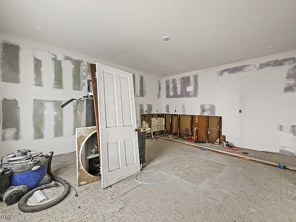 5th image of 91 Union Ave SE