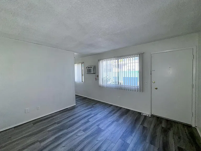638 S Marengo Ave #6 — Photo 17