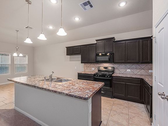 4th image of 12153 Goliad Ln