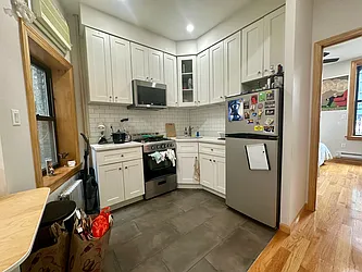 Rented by Ledvech Group