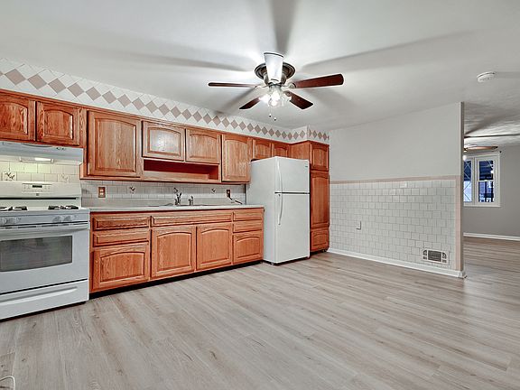 4th image of 4061 Saint Monica Dr #1