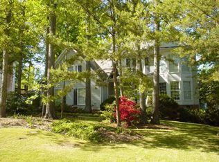 5 Misty Oaks Dr, Greer, SC 29651