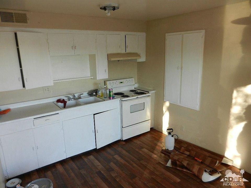 2nd image of 99340 Lookout Dr APT 1