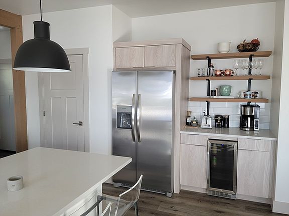 Pantry and beverage nook