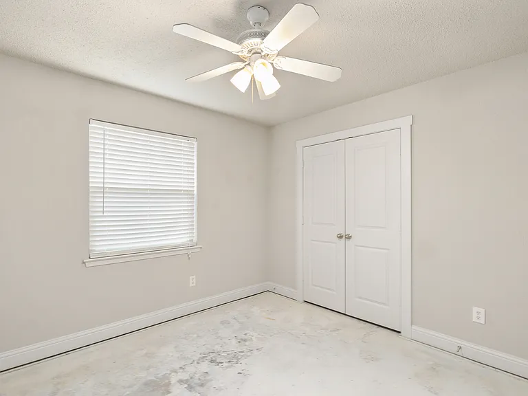 6728 Fair Meadows Dr — Photo 22