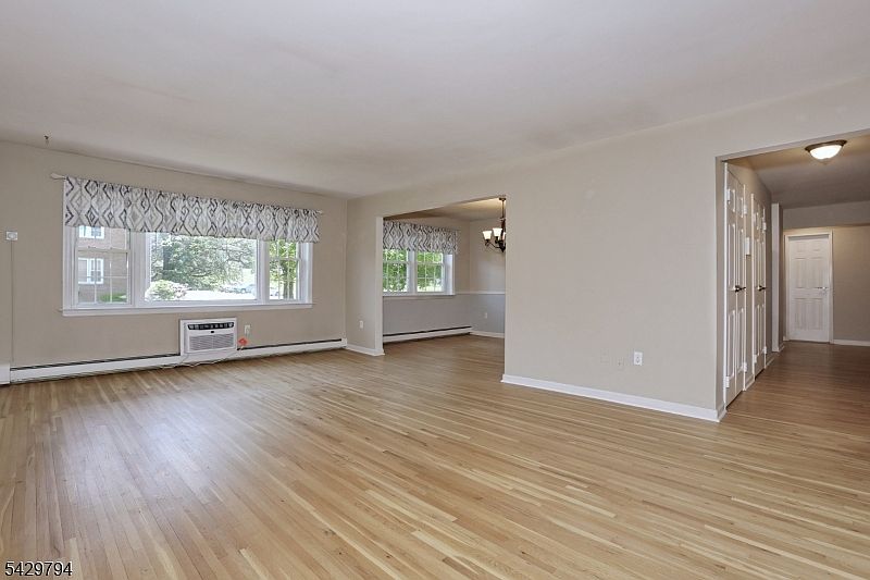 1st image of 605 Grove St BLDG C #2