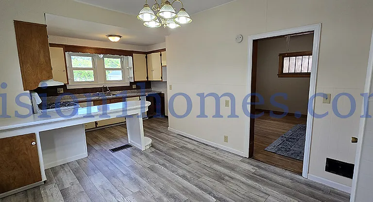 718 W Murphy St — Photo 18