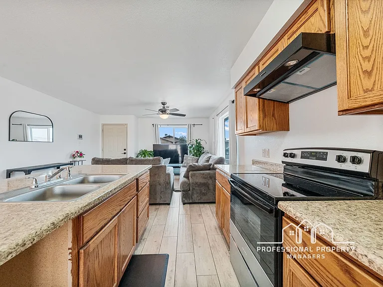 3649 S Benson Ave — Photo 6