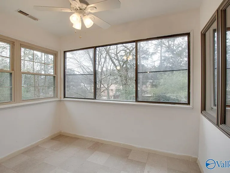 2700 Briarwood Dr SE — Photo 19