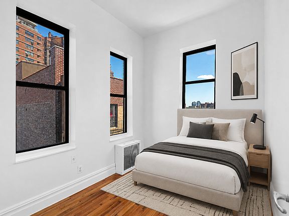 4th image of 243 Henry St APT 2