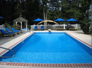 32 Bedford Rd, Greenwich, CT 06831