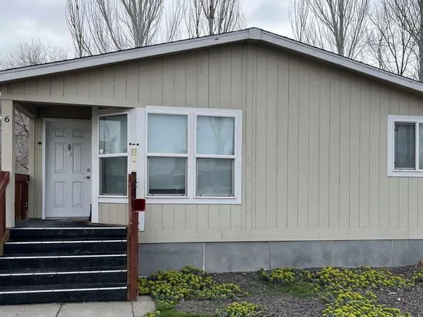 1800 N North St #4, Lakeview, OR 97630