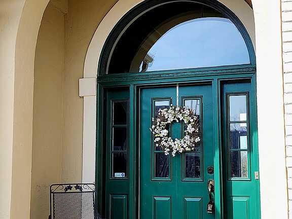 3rd image of 10926 Hamilton Pass