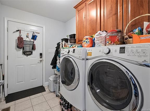 2nd image of 846 Westside Dr
