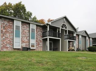 733 Greens Ridge St APT B, Leavenworth, KS 66048