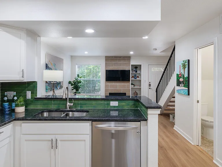3601 Menchaca Rd #118 — Photo 5
