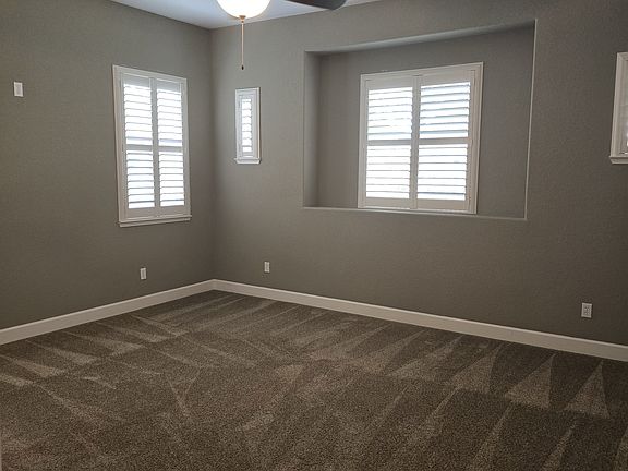 5th image of 373 Marble Ln