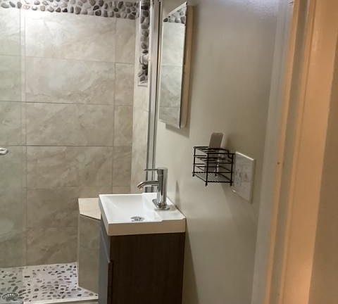 Recently renovated up-to-date bathroom