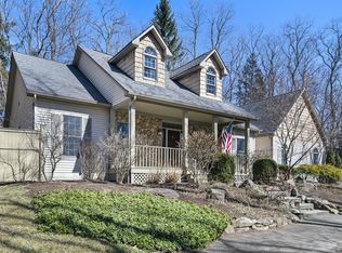 495 Feura Bush Rd, Glenmont, NY 12077