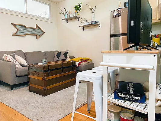 Rented by Bond New York | media 6