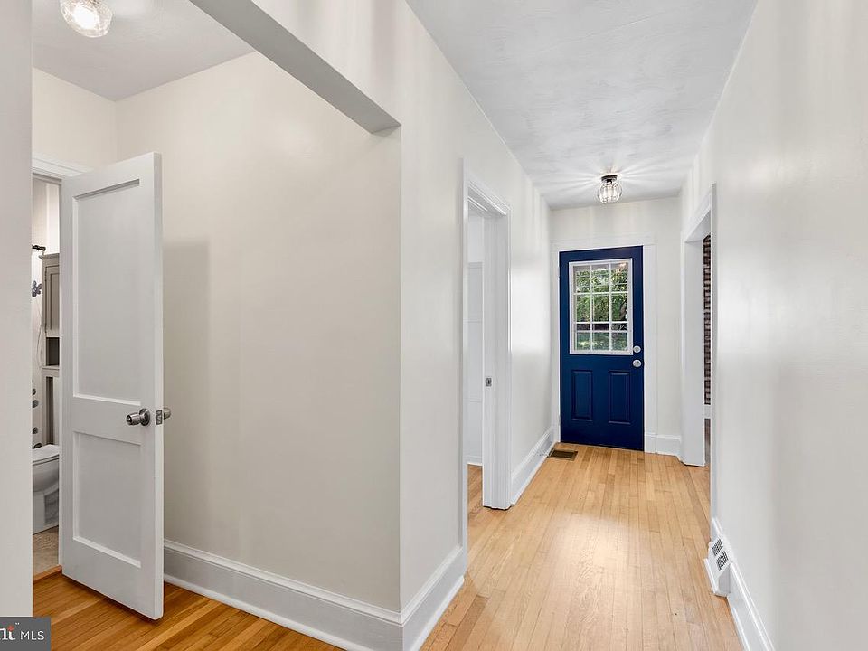 919 Jefferson Ave, Charles Town, WV 25414 Zillow