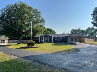 1475 E Poplar St, Fort Gibson, OK 74434