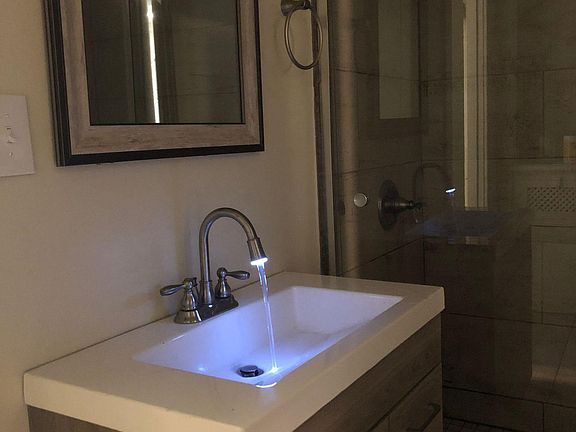 3rd image of 2217 Napoleon Ave #2217