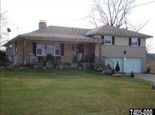 2009 Black Oak Dr, Red Lion, PA 17356