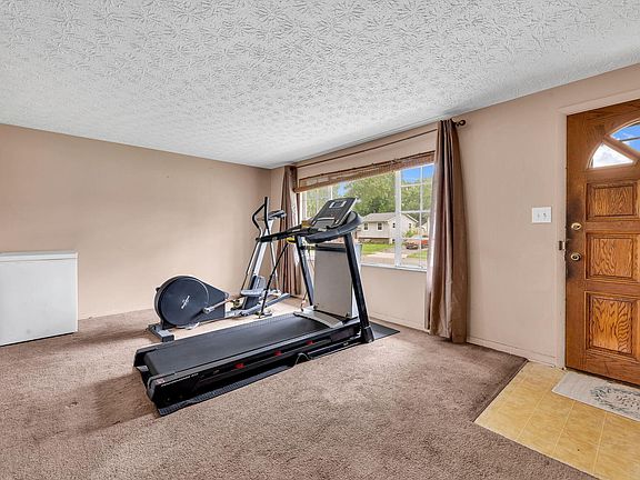 3rd image of 5056 Chipman Dr