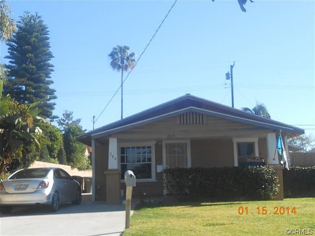 2nd image of 204 S College St