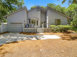 7 Hollyberry Ln, Hilton Head Island, SC 29928