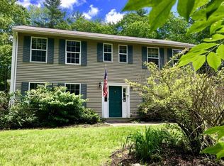 15 Emily St #B, Topsham, ME 04086