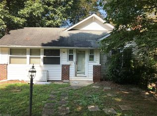 30 Carnes Rd, Winston Salem, NC 27127