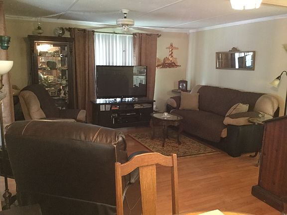 5th image of 2227 NW 47th Cir