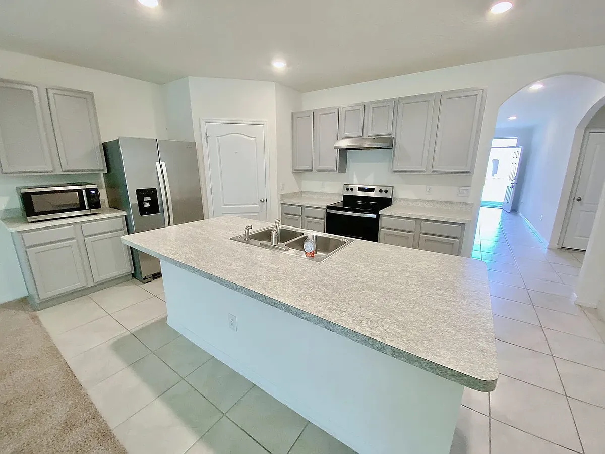 Building Photo - 1501 Fox Squirrel Dr