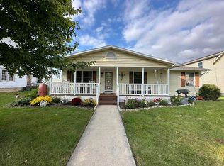 124 W Jackson St, Monroe, IN 46772