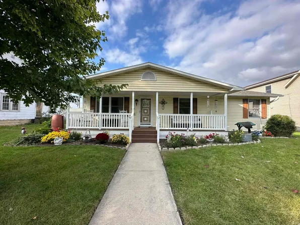 124 W Jackson St, Monroe, IN 46772