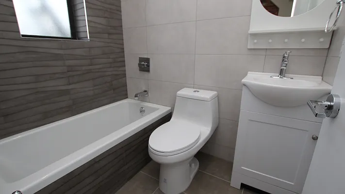 Rented by Nooklyn NYC LLC | media 10
