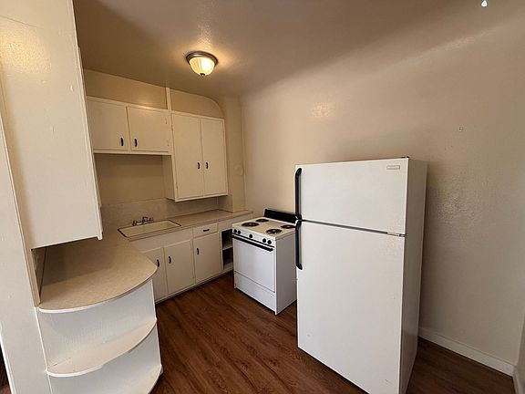 3rd image of 625A N 8th St