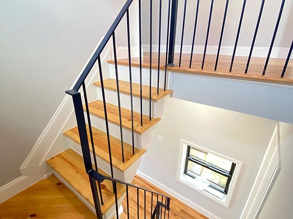 5th image of 11130 143rd St