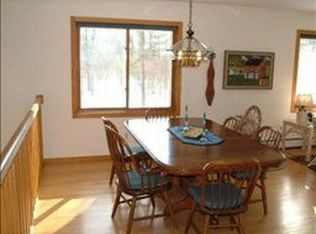 1225 Strieter Rd, Ann Arbor, MI 48103