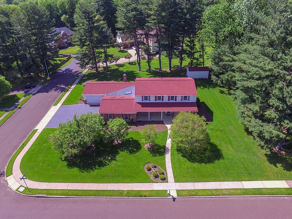 1/2 Acre Corner Lot