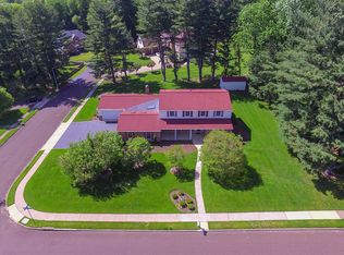 3558 Cranberry Dr, Huntingdon Valley, PA 19006