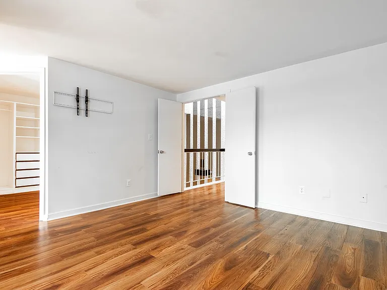 18153 Tunstall Dr — Photo 18