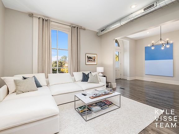 5th image of 44 Lafayette Ave NE #5