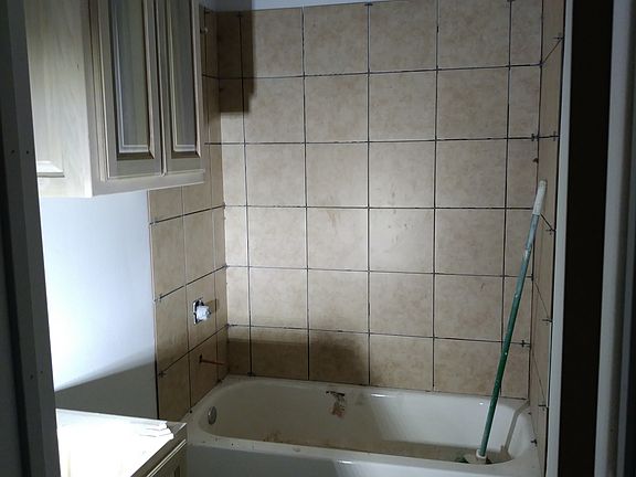 5th image of 9412 Claudia Dr