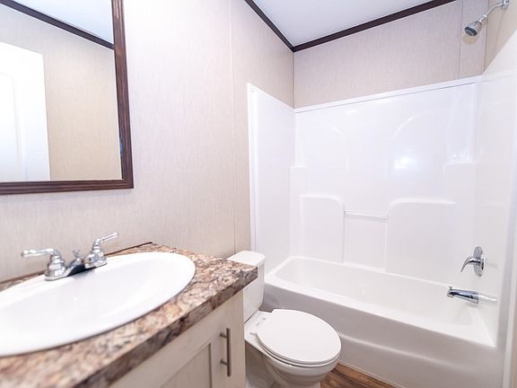 5th image of 15 Carl Giles Rd