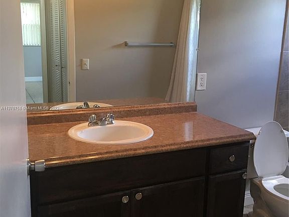 2nd image of 8353 Lake Dr APT 201